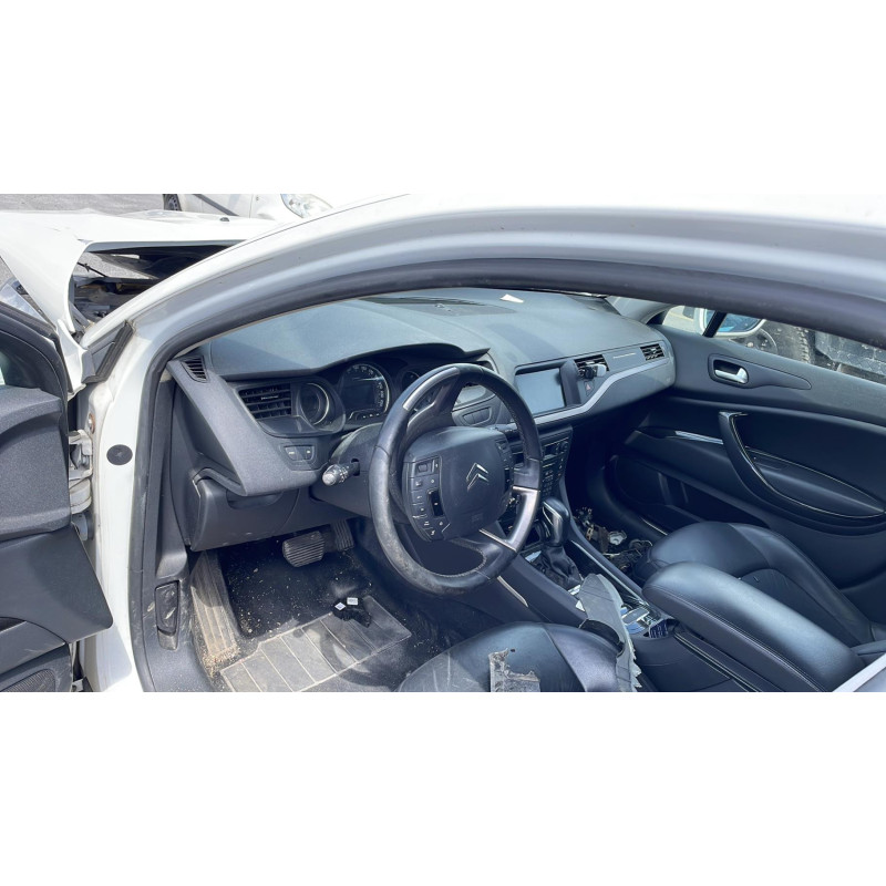 Attache ceinture arriere gauche CITROEN C5 2 Photo n°6