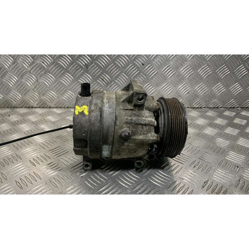 Compresseur clim RENAULT LAGUNA 2 Photo n°4