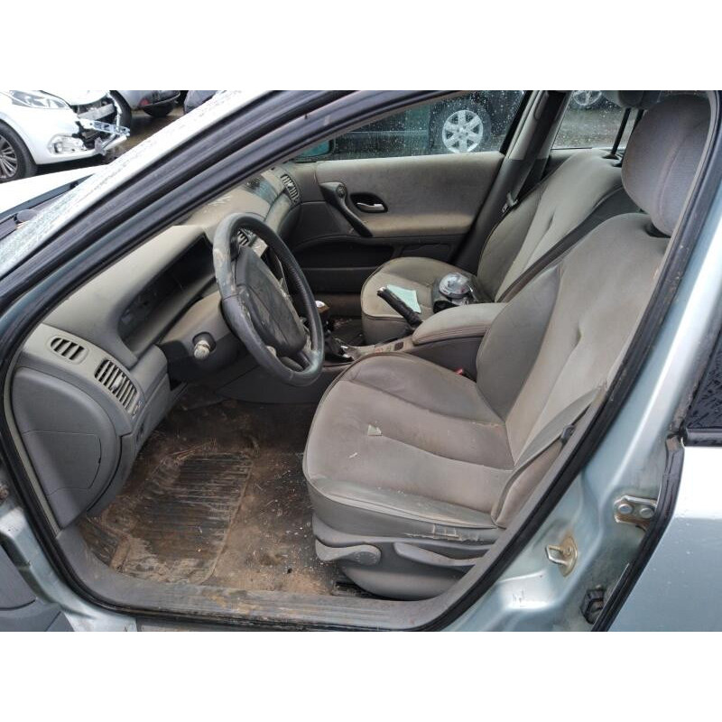 Compresseur clim RENAULT LAGUNA 2 Photo n°6