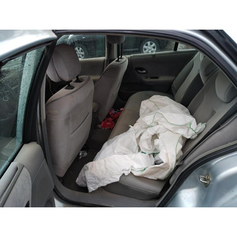 Compresseur clim RENAULT LAGUNA 2 Photo n°13