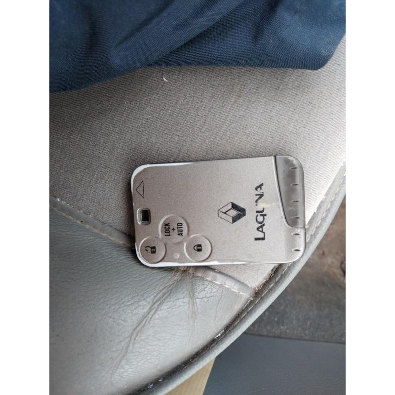Compresseur clim RENAULT LAGUNA 2 Photo n°15