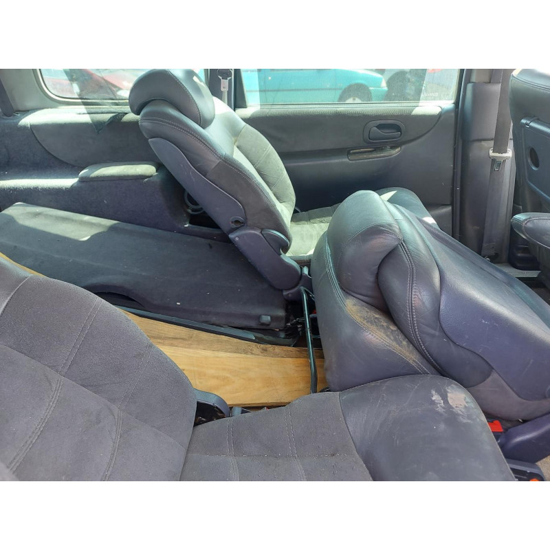 Alternateur RENAULT GRAND ESPACE 3 Photo n°13