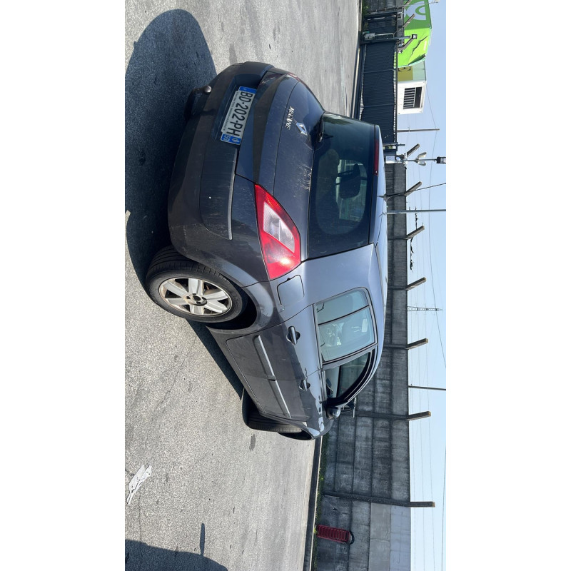 Alternateur RENAULT MEGANE 2 Photo n°9