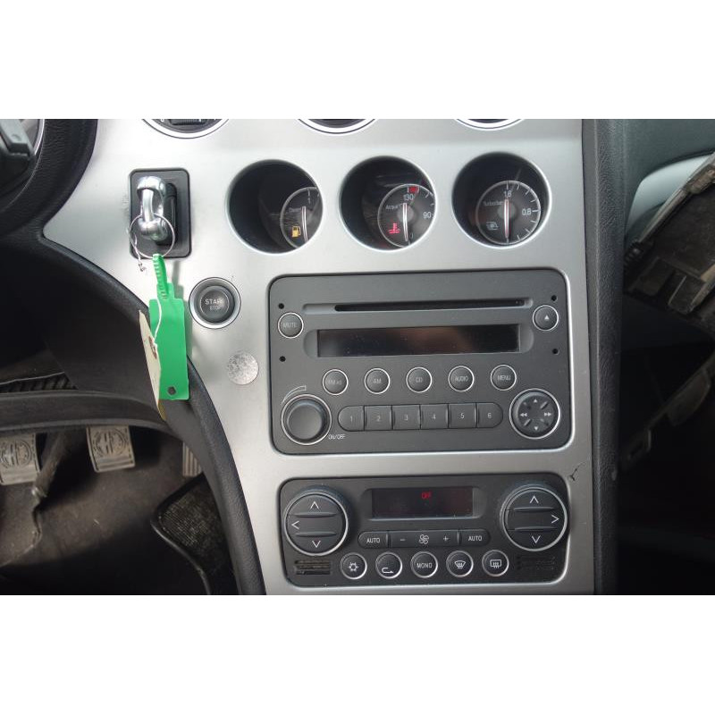 Compresseur clim ALFA ROMEO 159 Photo n°11