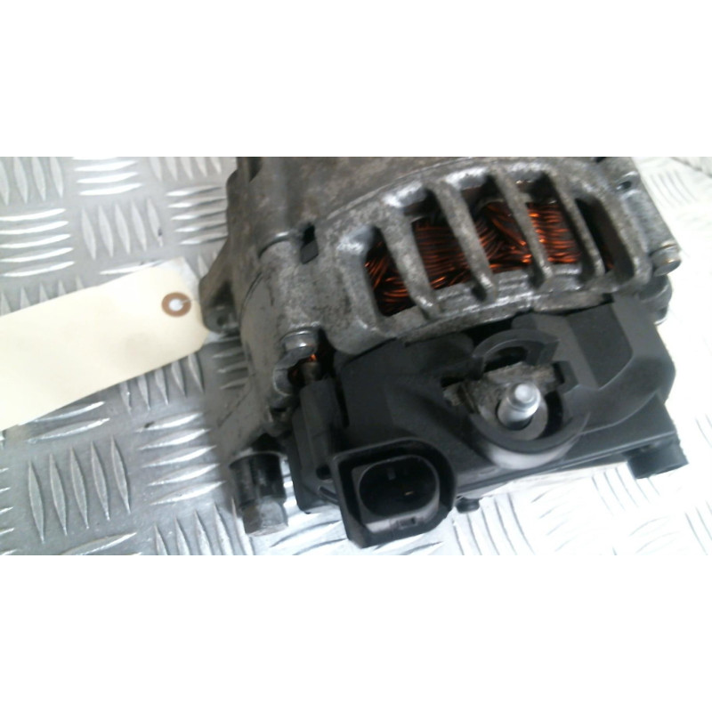 Alternateur VOLVO C 30 Photo n°1