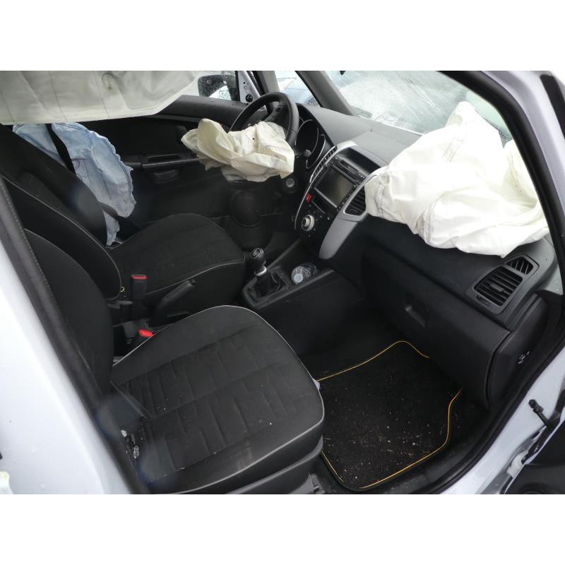 Alternateur KIA VENGA Photo n°11