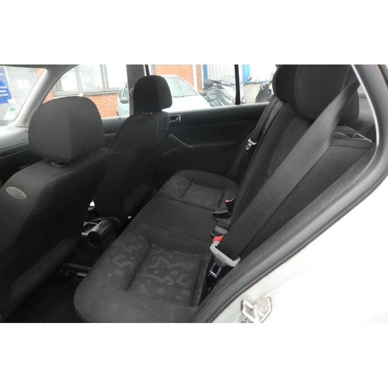 Alternateur VOLKSWAGEN GOLF 4 Photo n°7