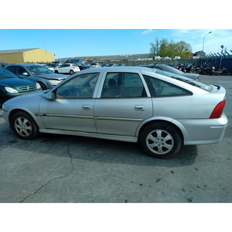 Alternateur OPEL VECTRA B Photo n°7