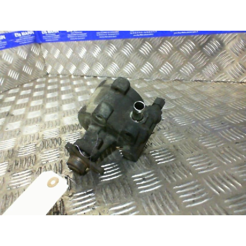 Pompe de direction RENAULT MEGANE 1 Photo n°1
