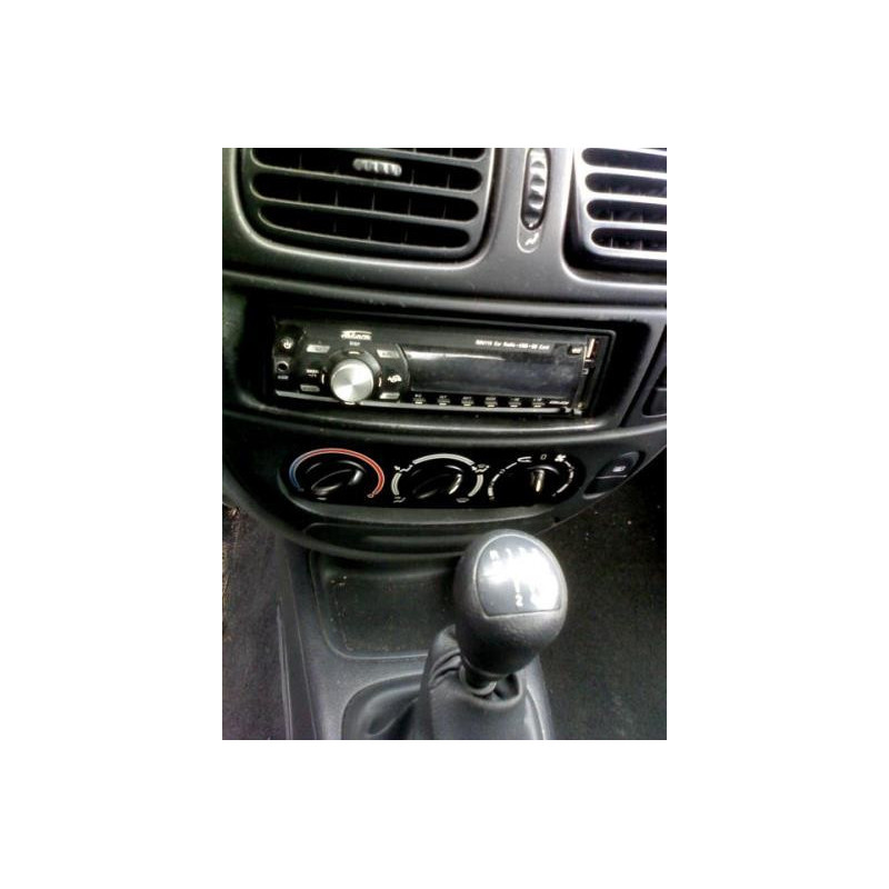 Pompe de direction RENAULT MEGANE 1 Photo n°5