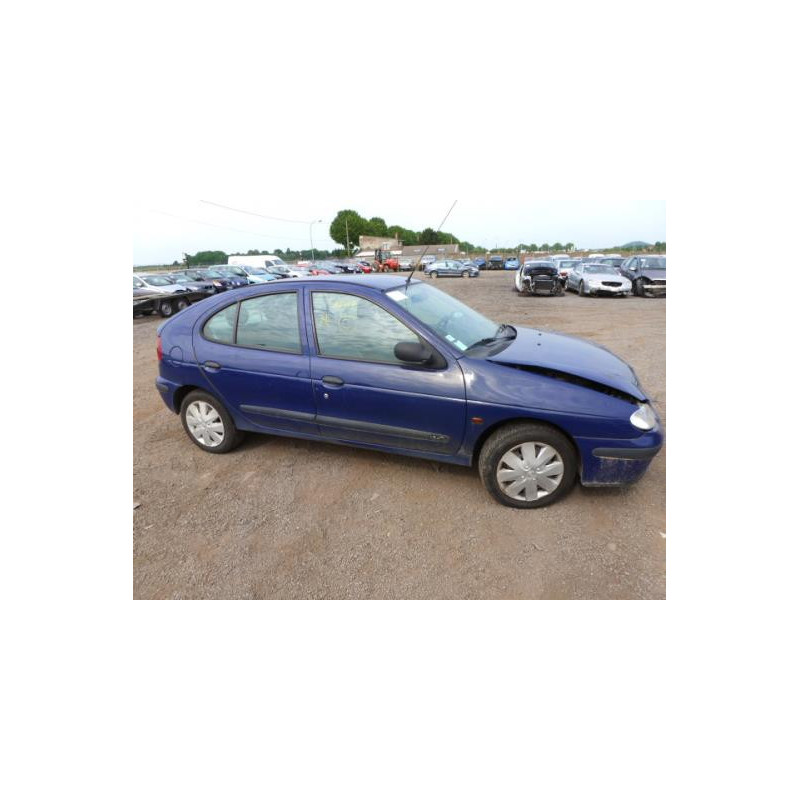 Pompe de direction RENAULT MEGANE 1 Photo n°7