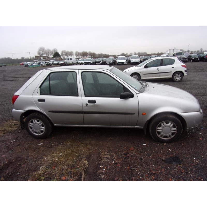 Alternateur FORD FIESTA 4 Photo n°6