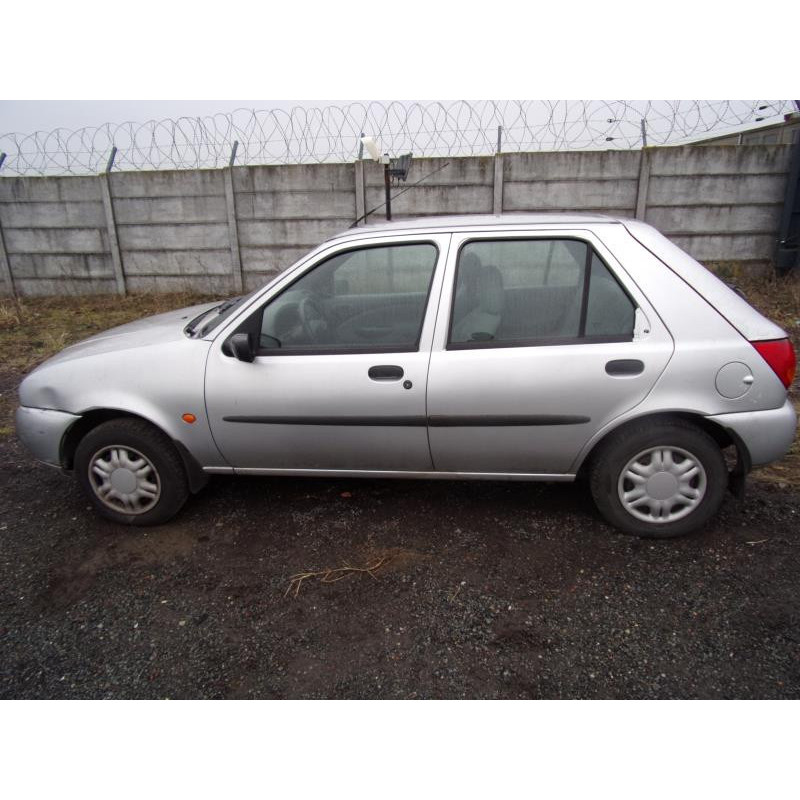 Alternateur FORD FIESTA 4 Photo n°8