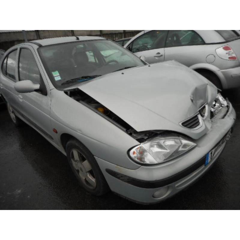 Pompe de direction RENAULT MEGANE 1 Photo n°5