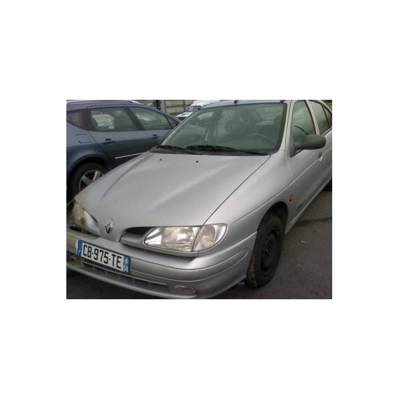 Alternateur RENAULT MEGANE 1 Photo n°4