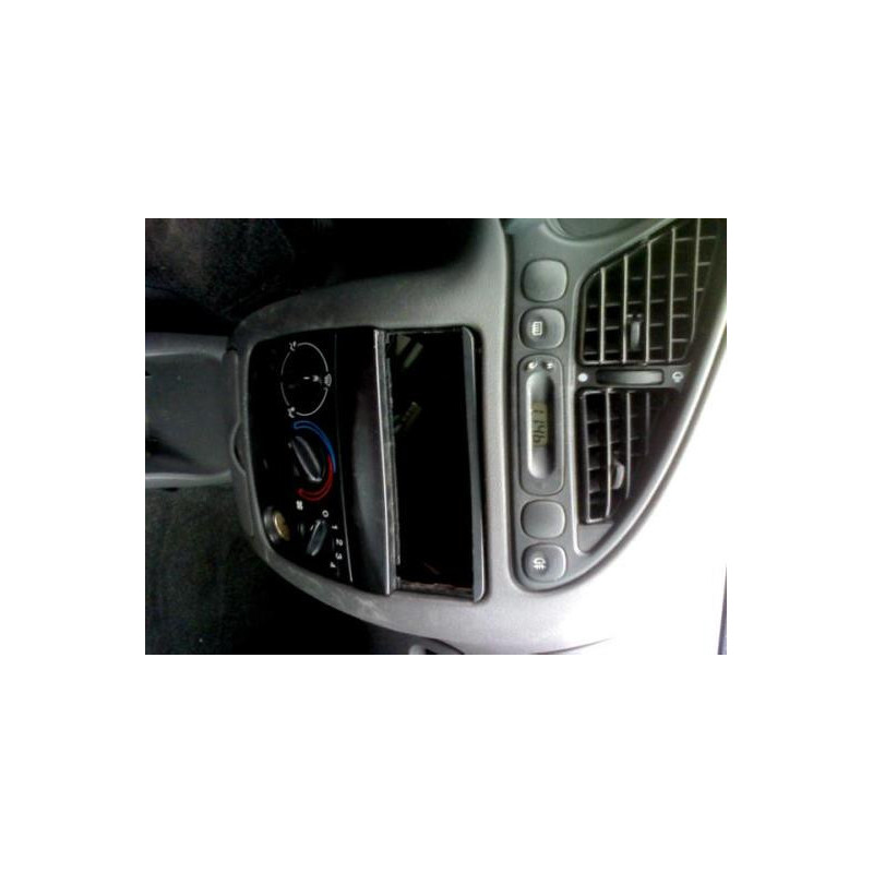 Pompe de direction FORD FIESTA 4 Photo n°6
