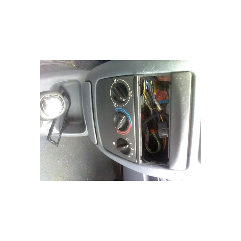 Pompe de direction FORD FIESTA 4 Photo n°6