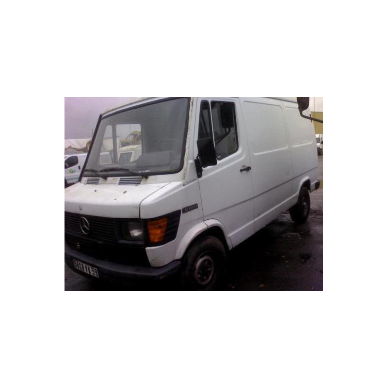 Alternateur MERCEDES SERIE L 602 Photo n°3