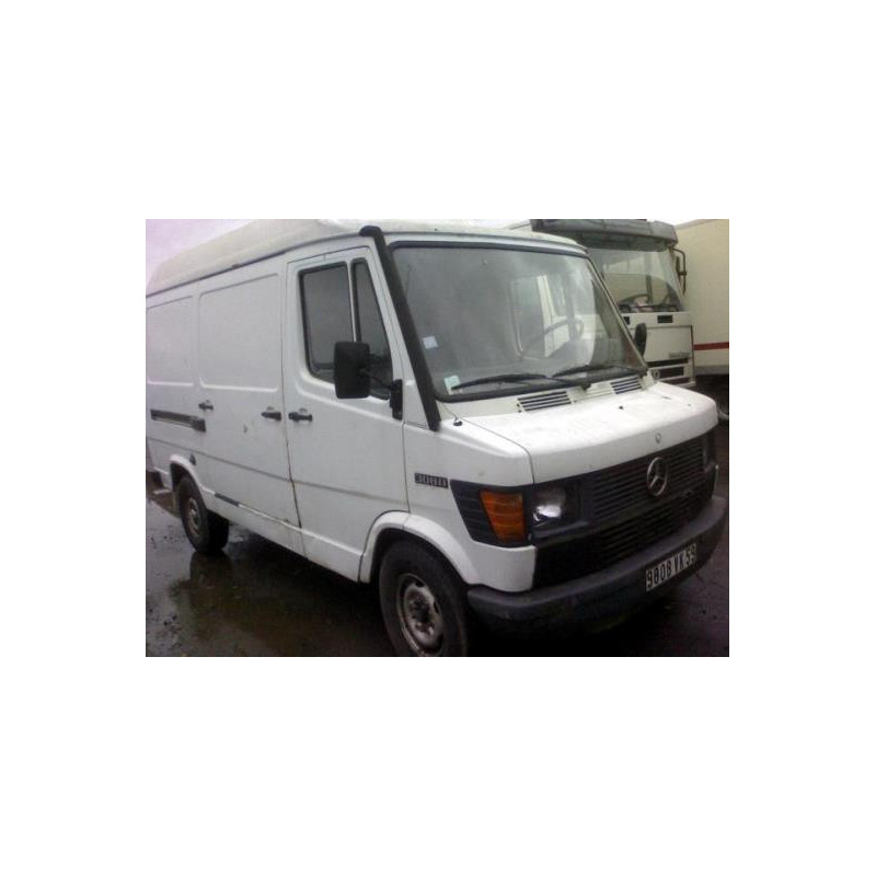 Alternateur MERCEDES SERIE L 602 Photo n°4