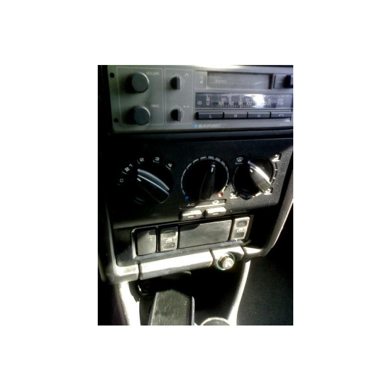 Pompe de direction VOLKSWAGEN POLO 3 Photo n°8