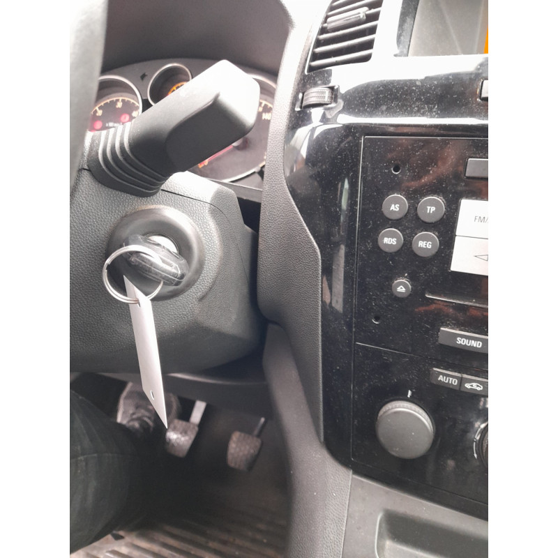 Alternateur OPEL ZAFIRA B Photo n°14