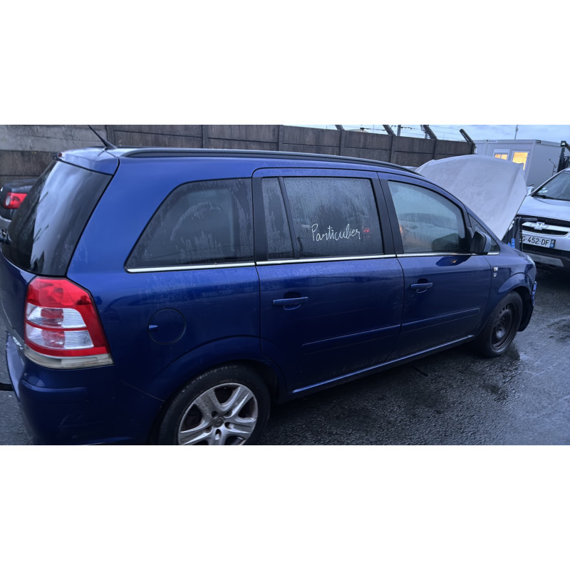 Alternateur OPEL ZAFIRA B Photo n°17