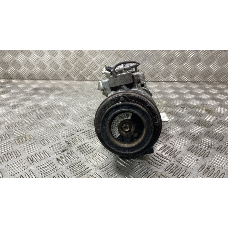 Compresseur clim BMW SERIE 1 E87 Photo n°1