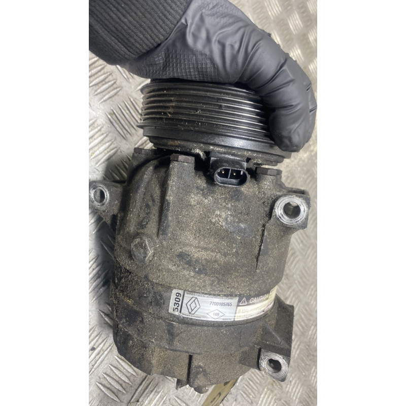 Compresseur clim RENAULT SCENIC 1 Photo n°6