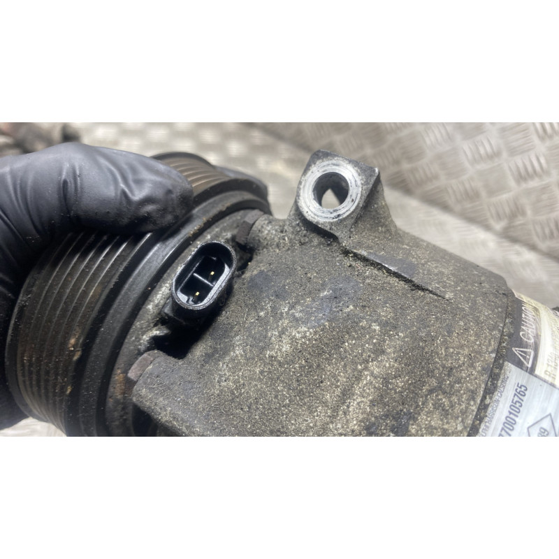 Compresseur clim RENAULT SCENIC 1 Photo n°7