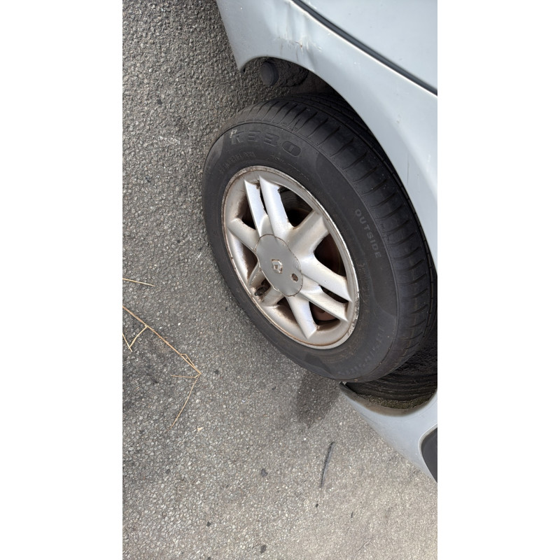 Compresseur clim RENAULT SCENIC 1 Photo n°17