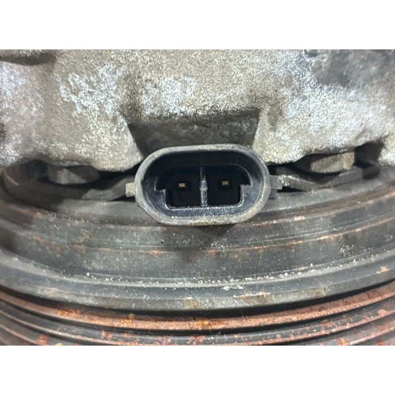 Compresseur clim RENAULT SCENIC 2 Photo n°3