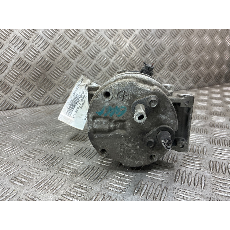 Compresseur clim RENAULT MEGANE 1 Photo n°3