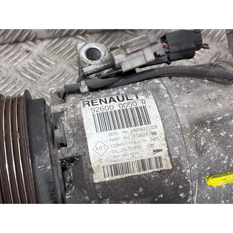 Compresseur clim RENAULT CLIO 4 Photo n°2