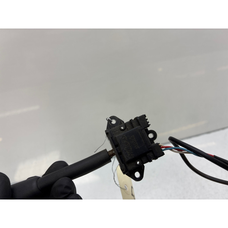 Commande autoradio PEUGEOT 206 Photo n°2