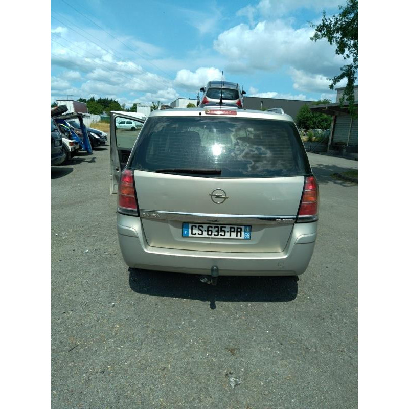 Alternateur OPEL ZAFIRA B Photo n°7