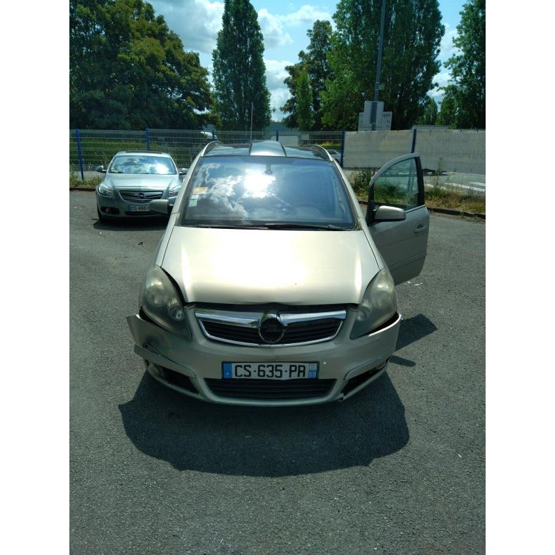 Alternateur OPEL ZAFIRA B Photo n°9