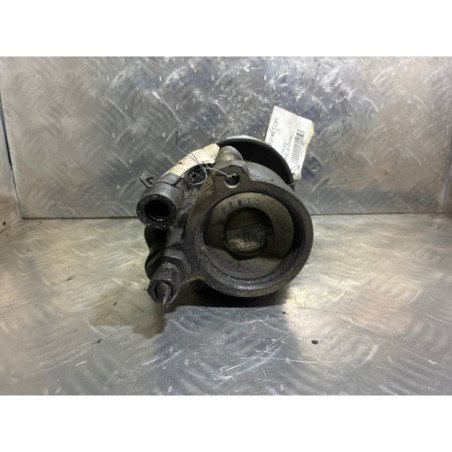 Pompe de direction RENAULT SCENIC 1 Photo n°1