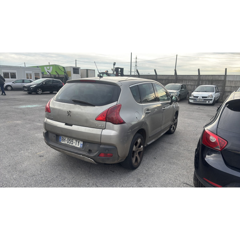 Hayon inferieur PEUGEOT 3008 1 Photo n°8