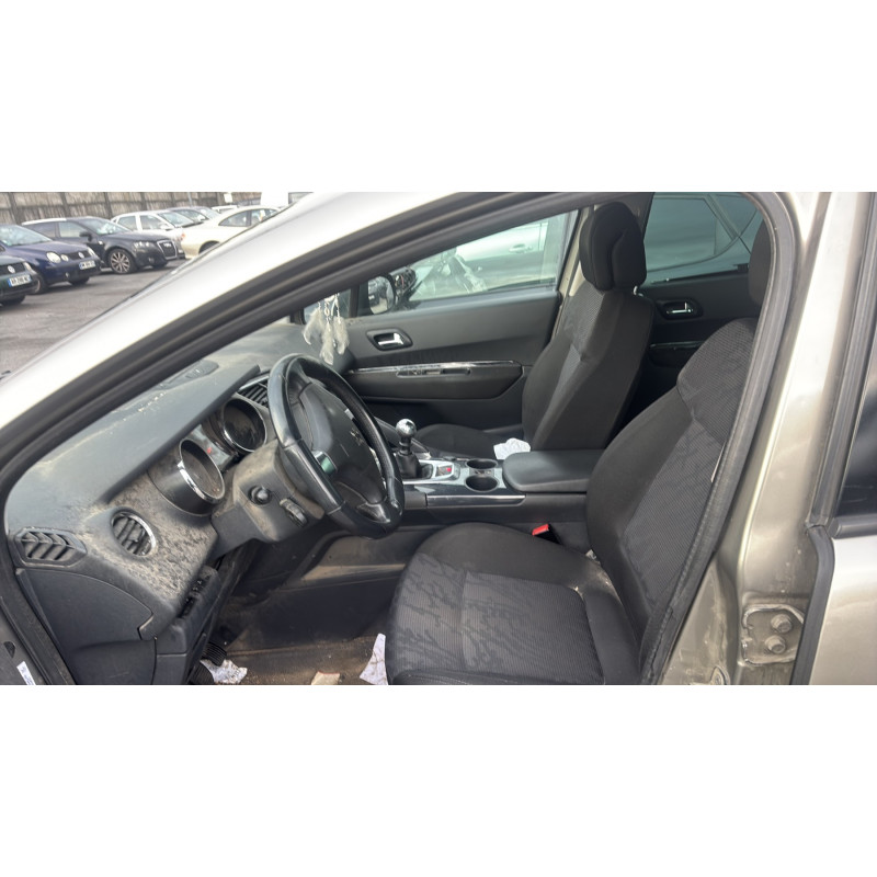 Hayon inferieur PEUGEOT 3008 1 Photo n°15