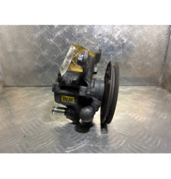 Pompe de direction OPEL CORSA B Photo n°1