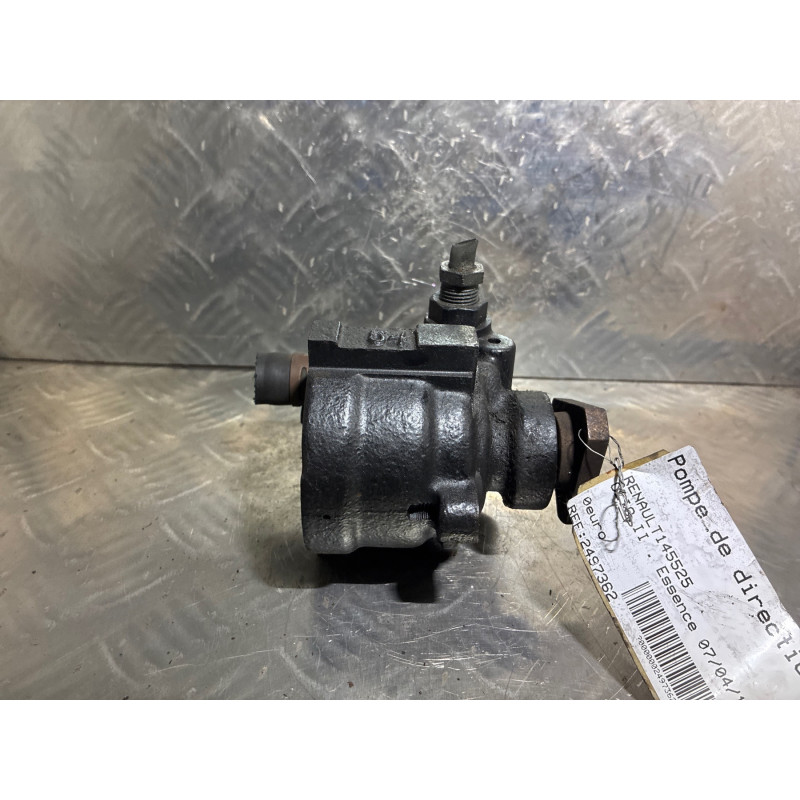 Pompe de direction RENAULT CLIO 2 Photo n°3