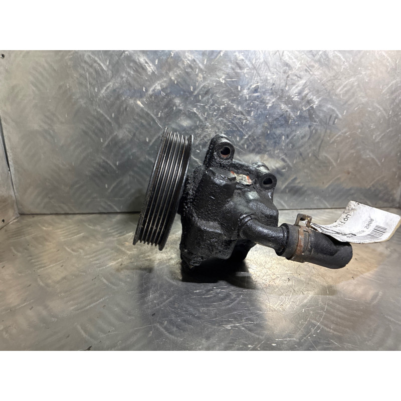 Pompe de direction FORD FIESTA 4 Photo n°2