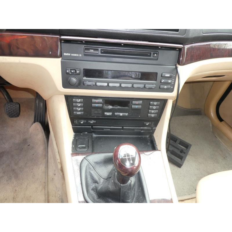 Compresseur clim BMW SERIE 5 E39 Photo n°11