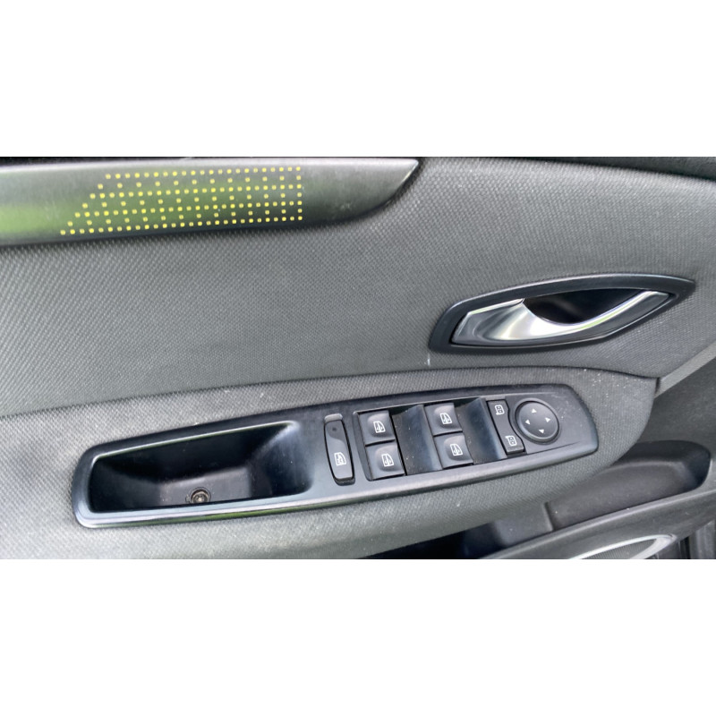 Moteur essuie glace avant gauche RENAULT GRAND SCENIC 3 Photo n°17