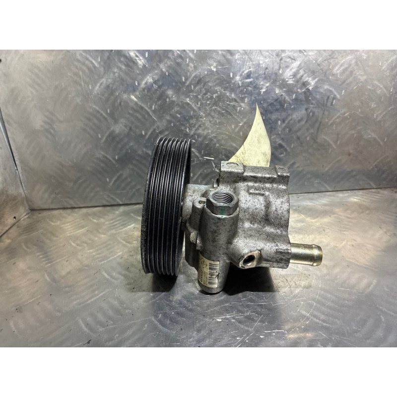 Pompe de direction RENAULT LAGUNA 2 Photo n°3