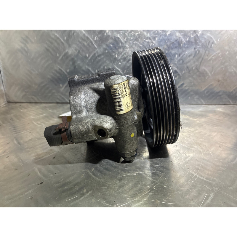 Pompe de direction RENAULT LAGUNA 2 Photo n°3