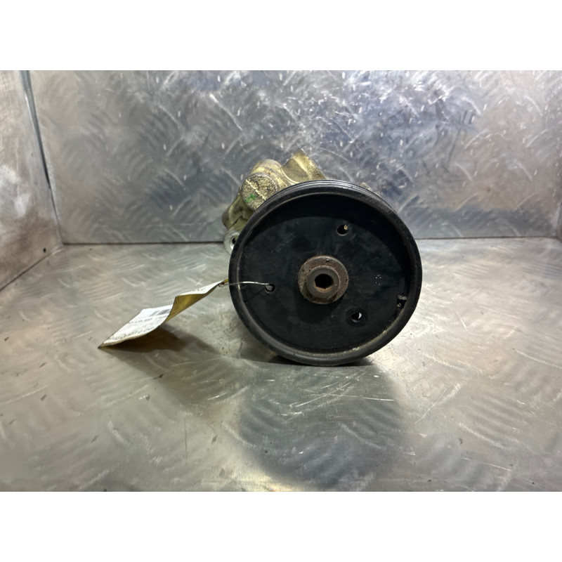 Pompe de direction RENAULT SCENIC 1 Photo n°1
