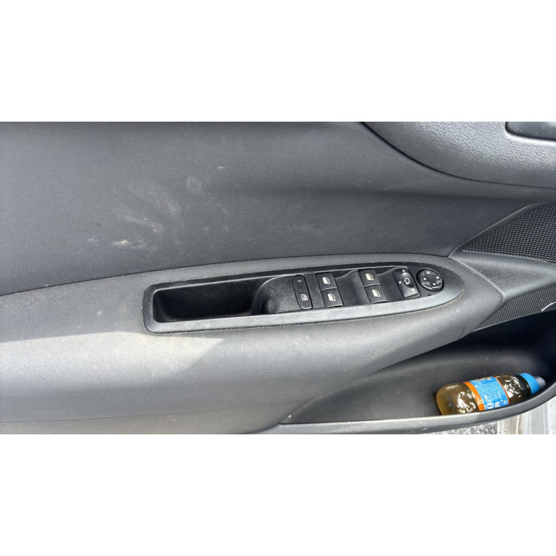 Pretensionneur de ceinture avant droit CITROEN C4 2 Photo n°12