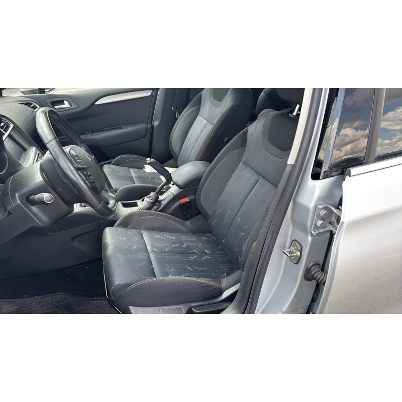 Pretensionneur de ceinture avant droit CITROEN C4 2 Photo n°13