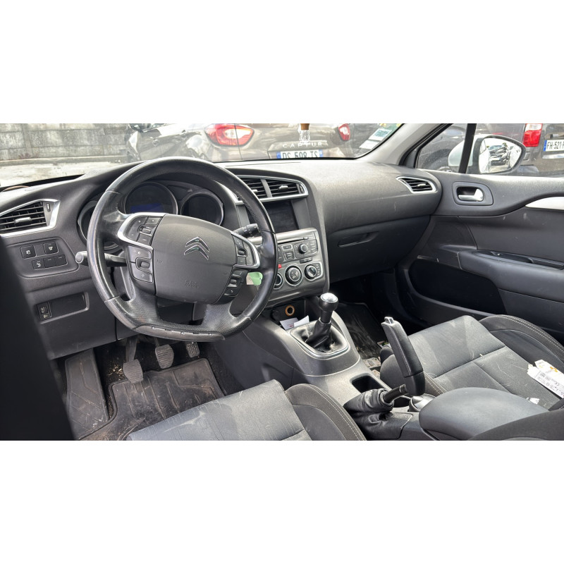 Pretensionneur de ceinture avant droit CITROEN C4 2 Photo n°15
